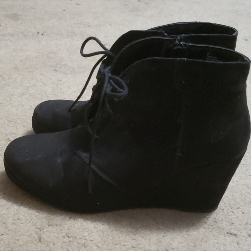 Wedge booties